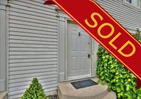 St. Catharines, L2M 7T1, 4 Bedrooms Bedrooms, ,2.1 BathroomsBathrooms,Townhome,Sold,#63-65 Dorchester Boulevard,1023