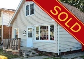 St. Catharines, L2P1L7, 3 Bedrooms Bedrooms, ,1 BathroomBathrooms,Detached,Sold,15 Lonsdale Avenue,1029